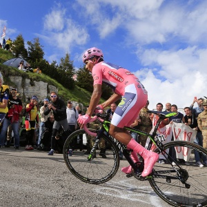 Passa la 15^ tappa del 106esimo Giro d'Italia. Chiusura strada ex-statale 470 a Zogno dalle ore 12,30 alle ore 16,00 di domenica 21 maggio 2023