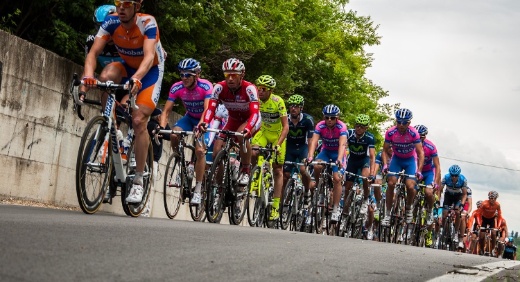 Gara ciclistica internazionale il “117° Il Lombardia" transito nel Comune di Zogno